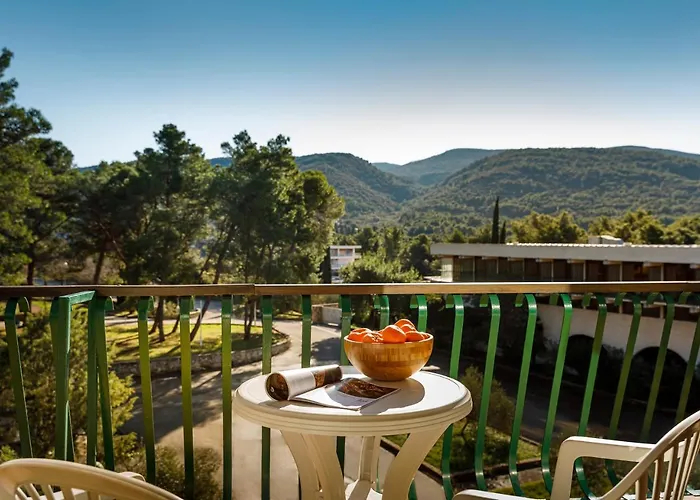 Arkada 2* Stari Grad (Hvar)