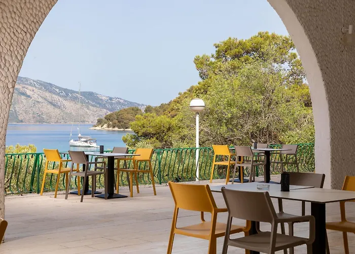 Arkada 2* Stari Grad (Hvar)