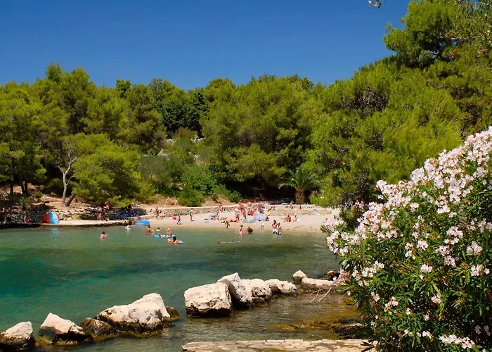 Arkada 2* Stari Grad (Hvar)